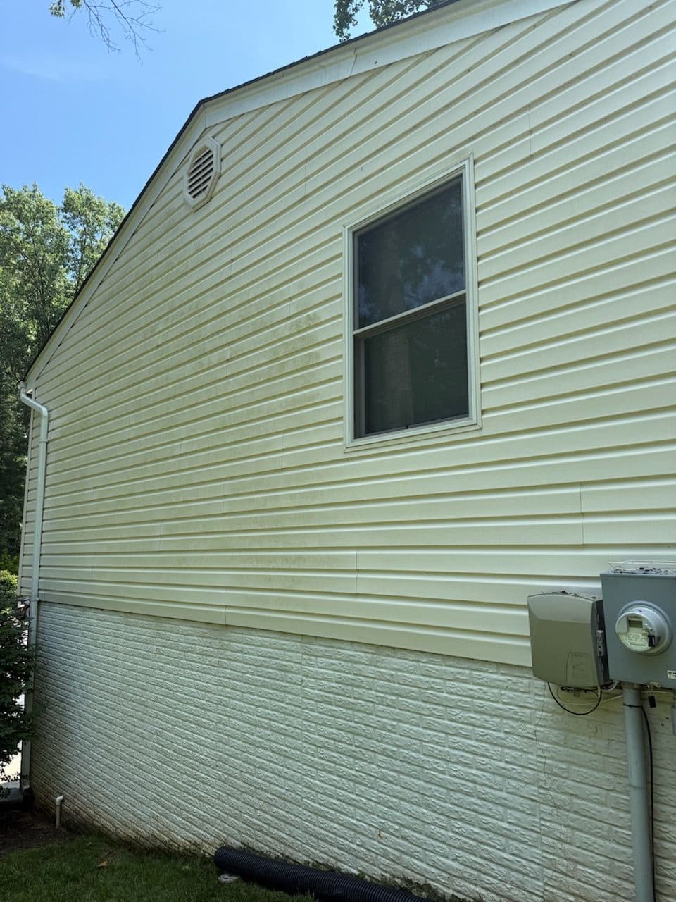Expert Soft Wash Dazzles with Home Transformation image